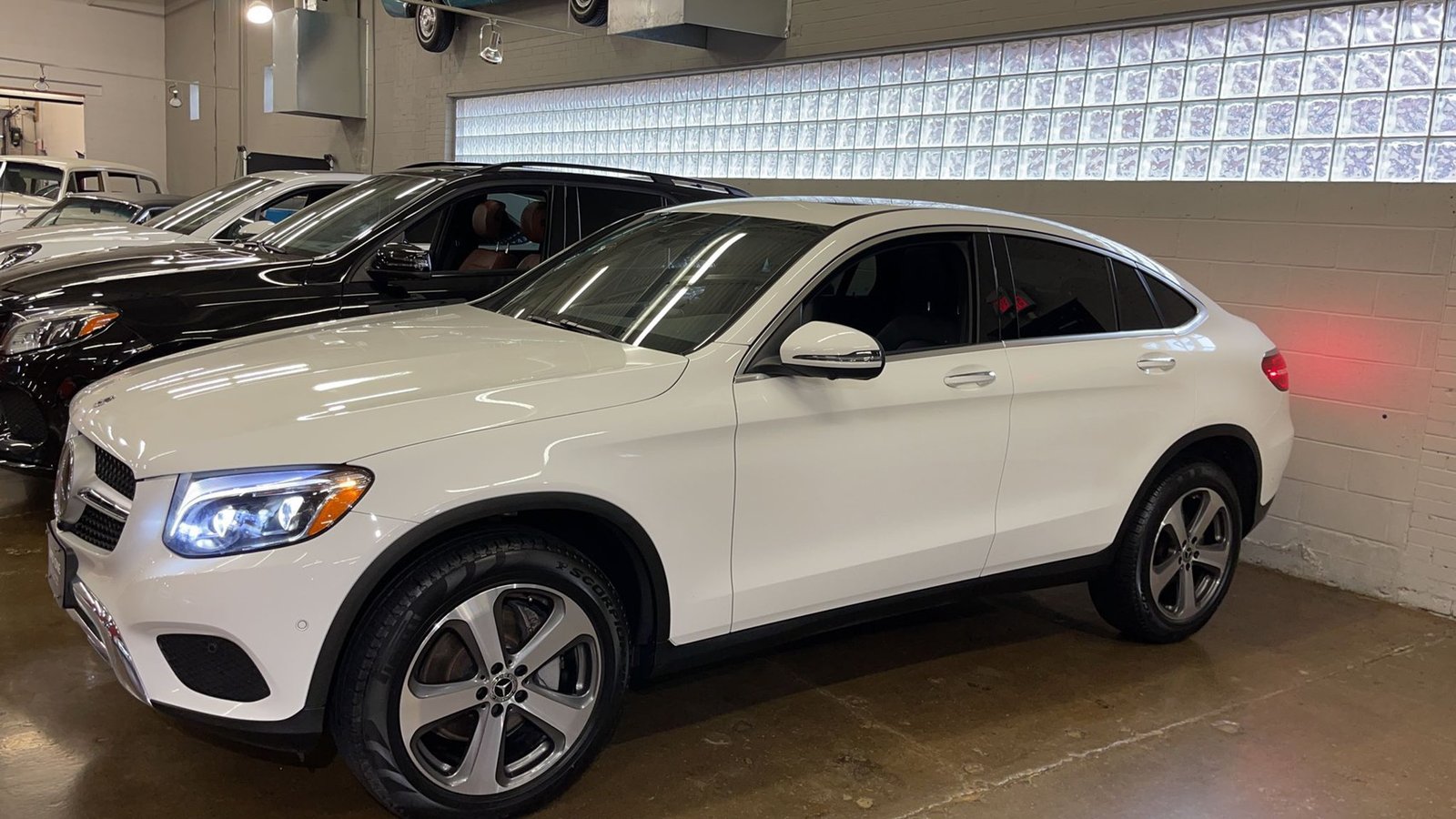 外匯車 #361047 GLC300 Coupe 2018 白