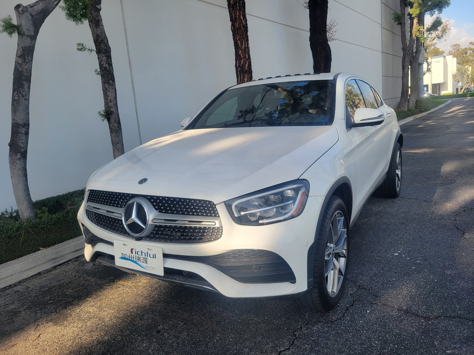 美國賓士原廠認證車 CPO #843021 GLC300 Coupe 2020 360度.腳踢尾門.無線充電.20” AMG